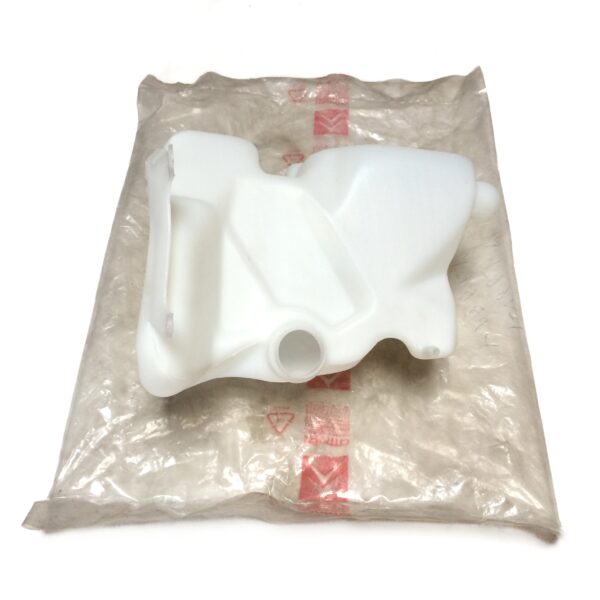 منبع شیشه شوی زانتیا اورجینال